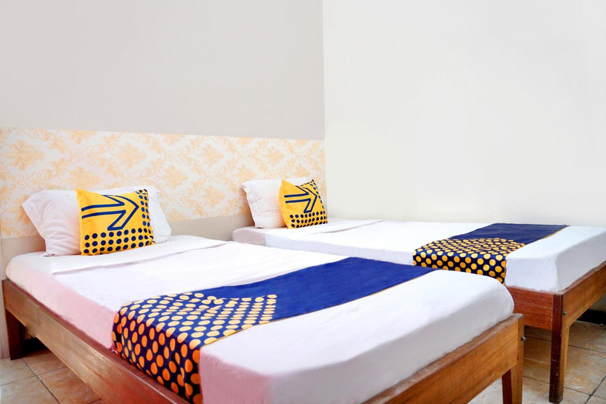 Spot On 2629 Duta Karimun Hotel Karimunjawa Buitenkant foto